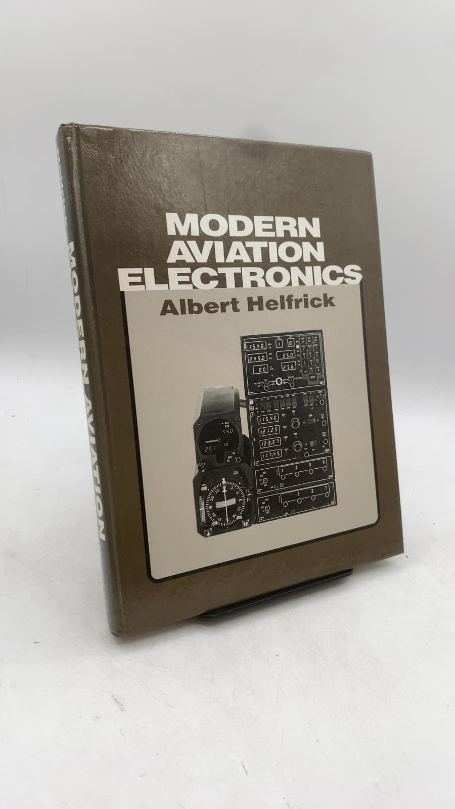 Modern Aviation Electronics by Albert Helfrick - front cover