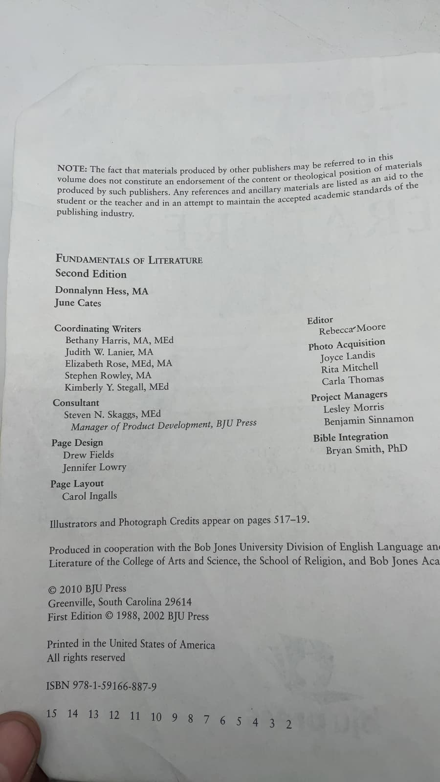 Fundamentals of Literature by Donnalynn Hess, June Cates - additional view