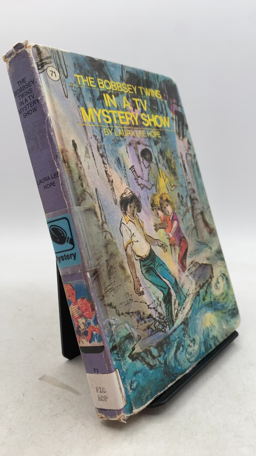 The Bobbsey Twins In a TV Mystery Show by Laura Lee Hope - front cover