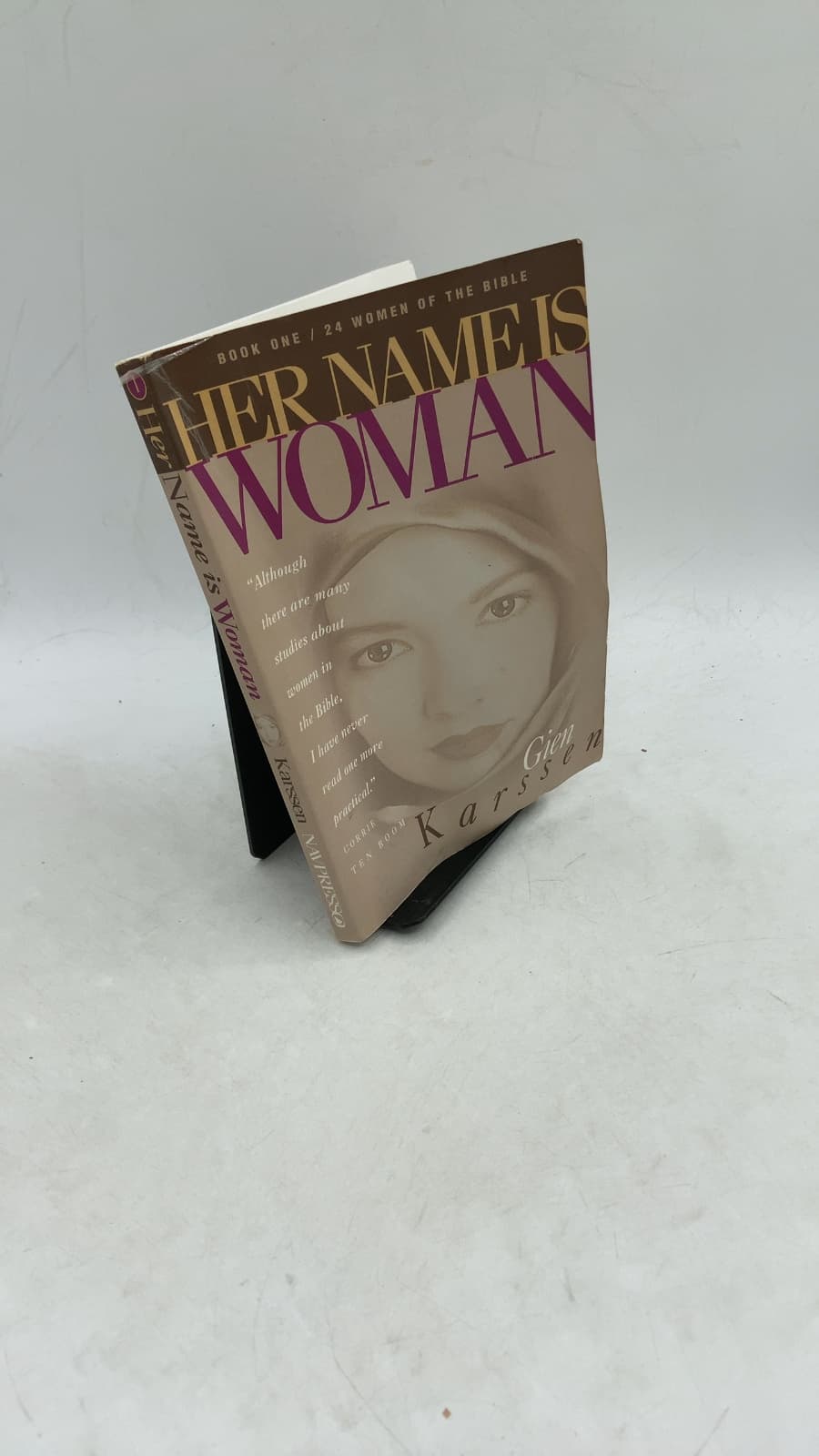 Her Name Is Woman: Book One / 24 Women of the Bible by Gien Karssen - front cover