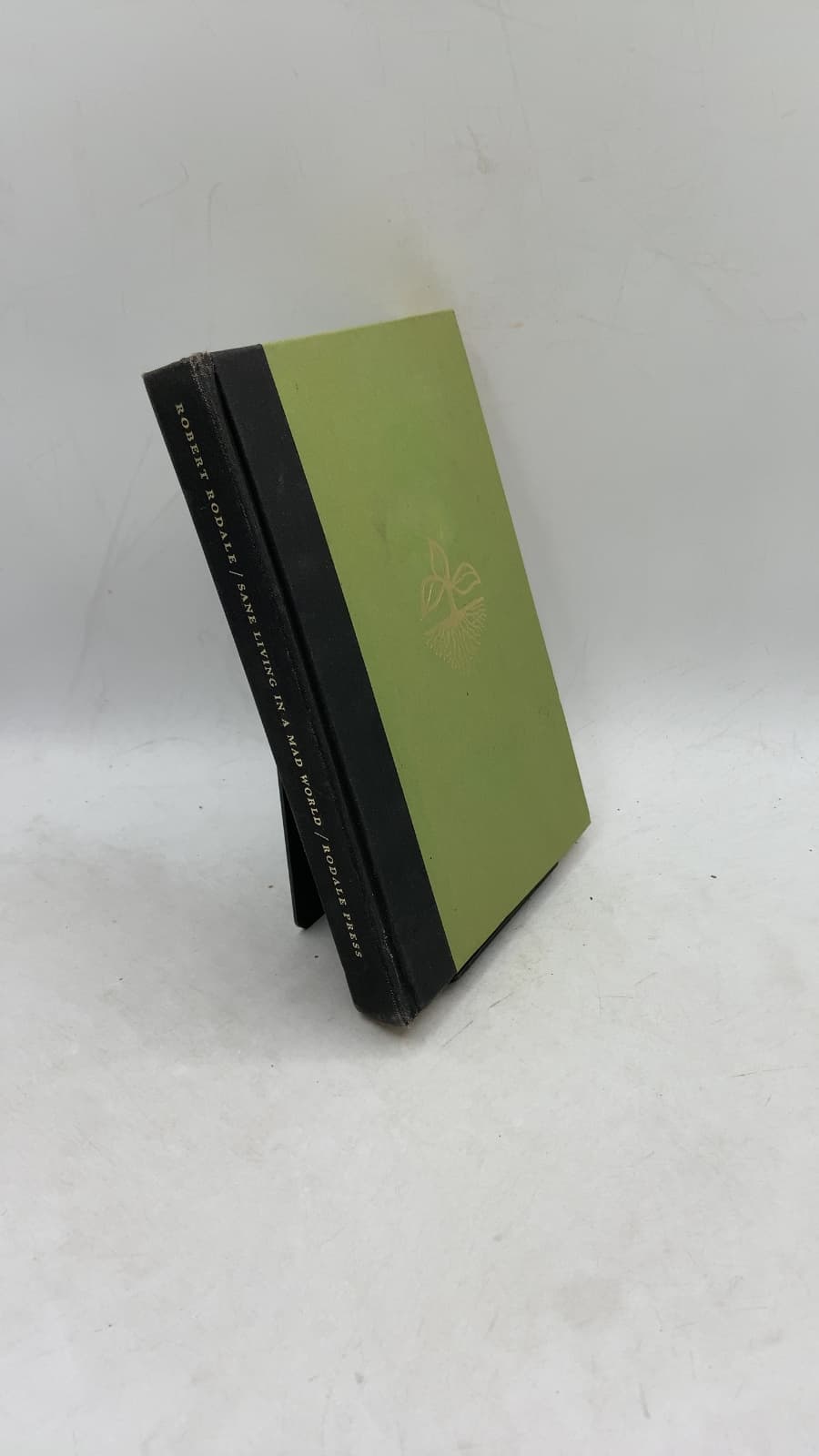Sane Living in a Mad World by Robert Rodale - front cover