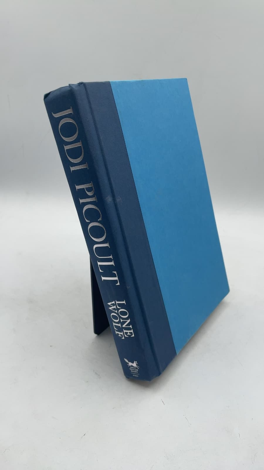 Lone Wolf by Jodi Picoult - front cover