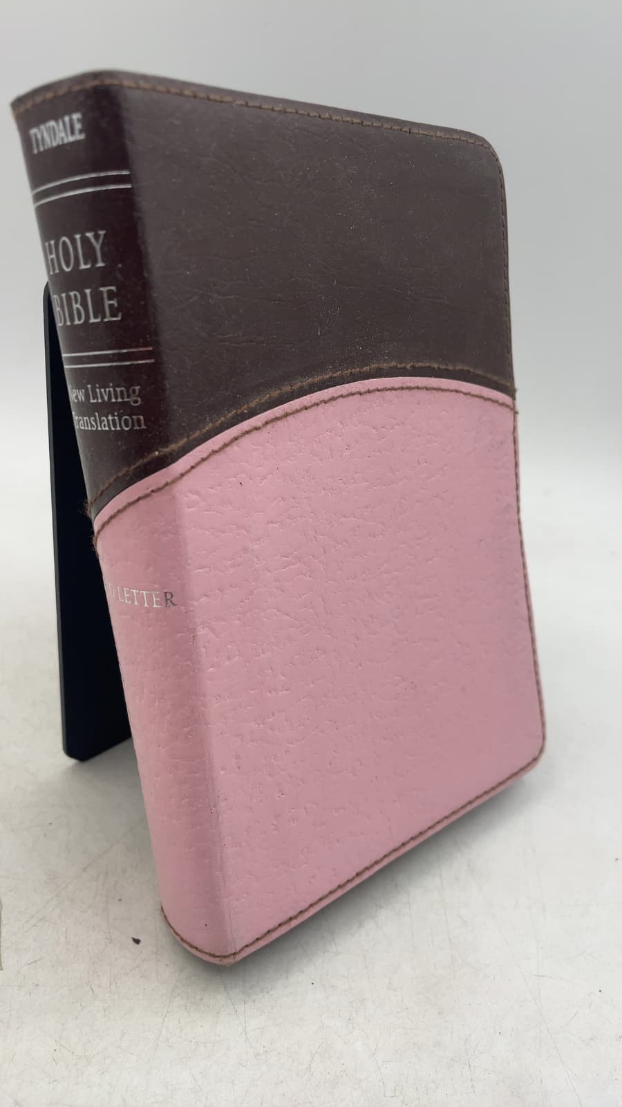 Holy Bible: Compact Edition