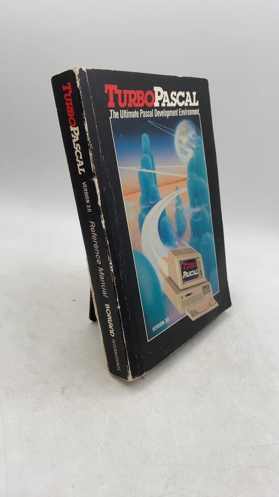 Turbo Pascal Version 3.0 Reference Manual - front cover