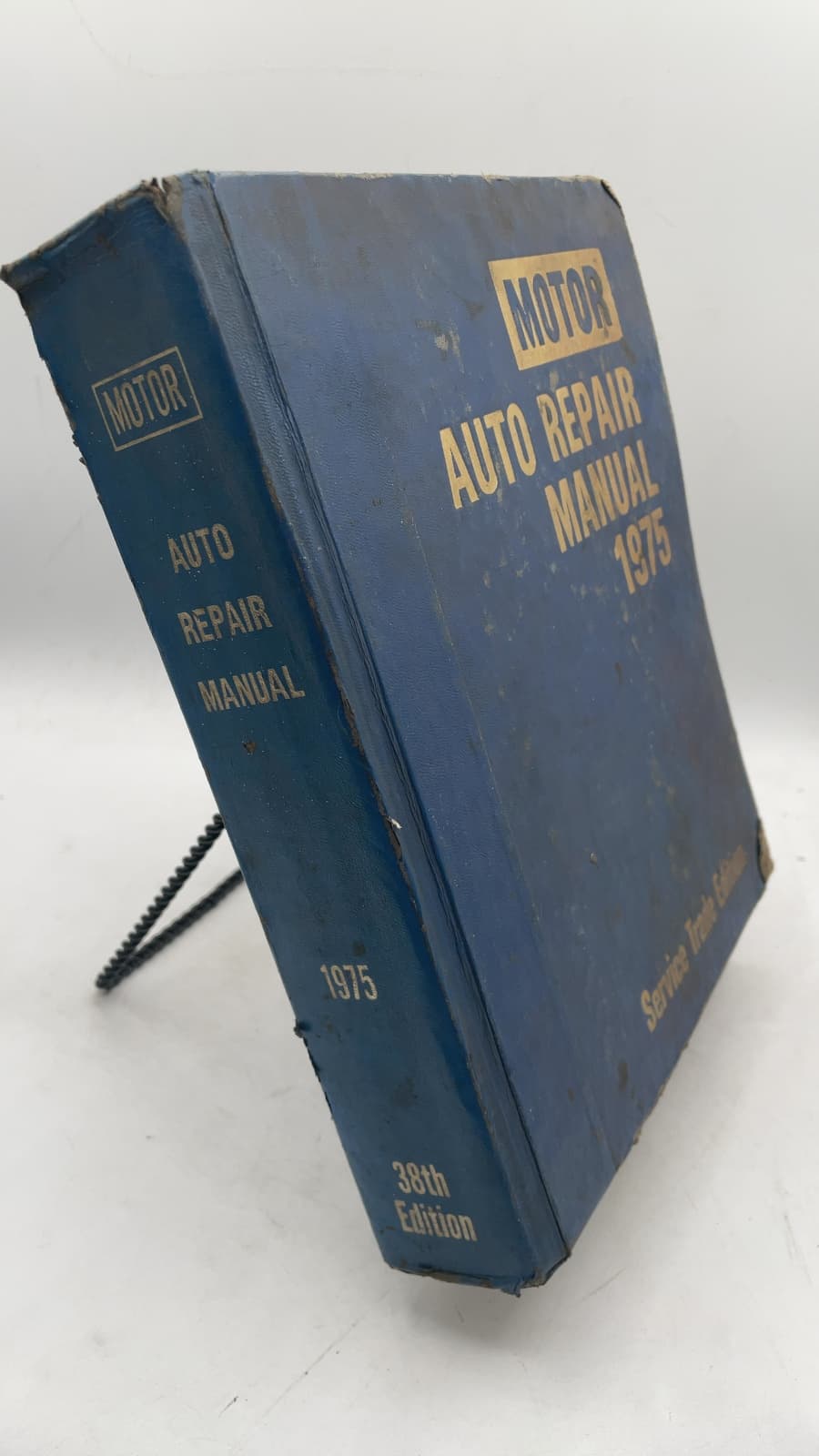 Motor Auto Repair Manual 1975 by Louis C. Forier, S.A.E. (Editor) - front cover