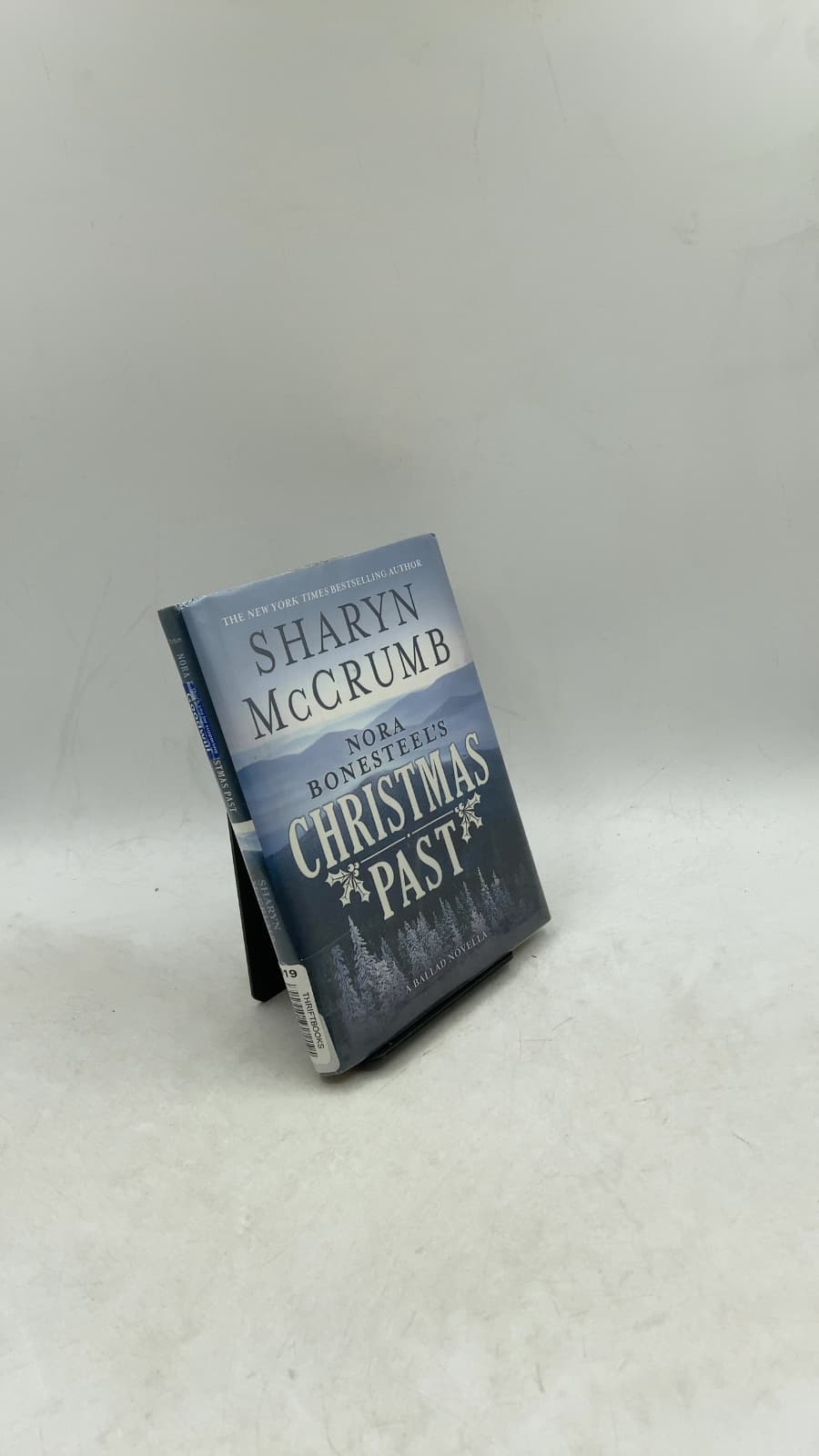 Nora Bonesteel's Christmas Past by Sharyn McCrumb - front cover