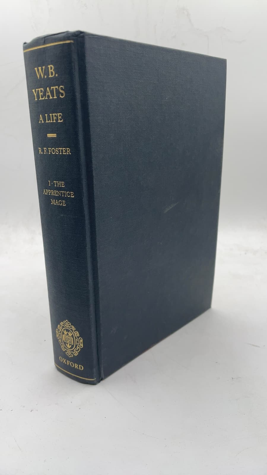 W. B. Yeats: A Life I: The Apprentice Mage 1865-1914 by R. F. Foster - front cover