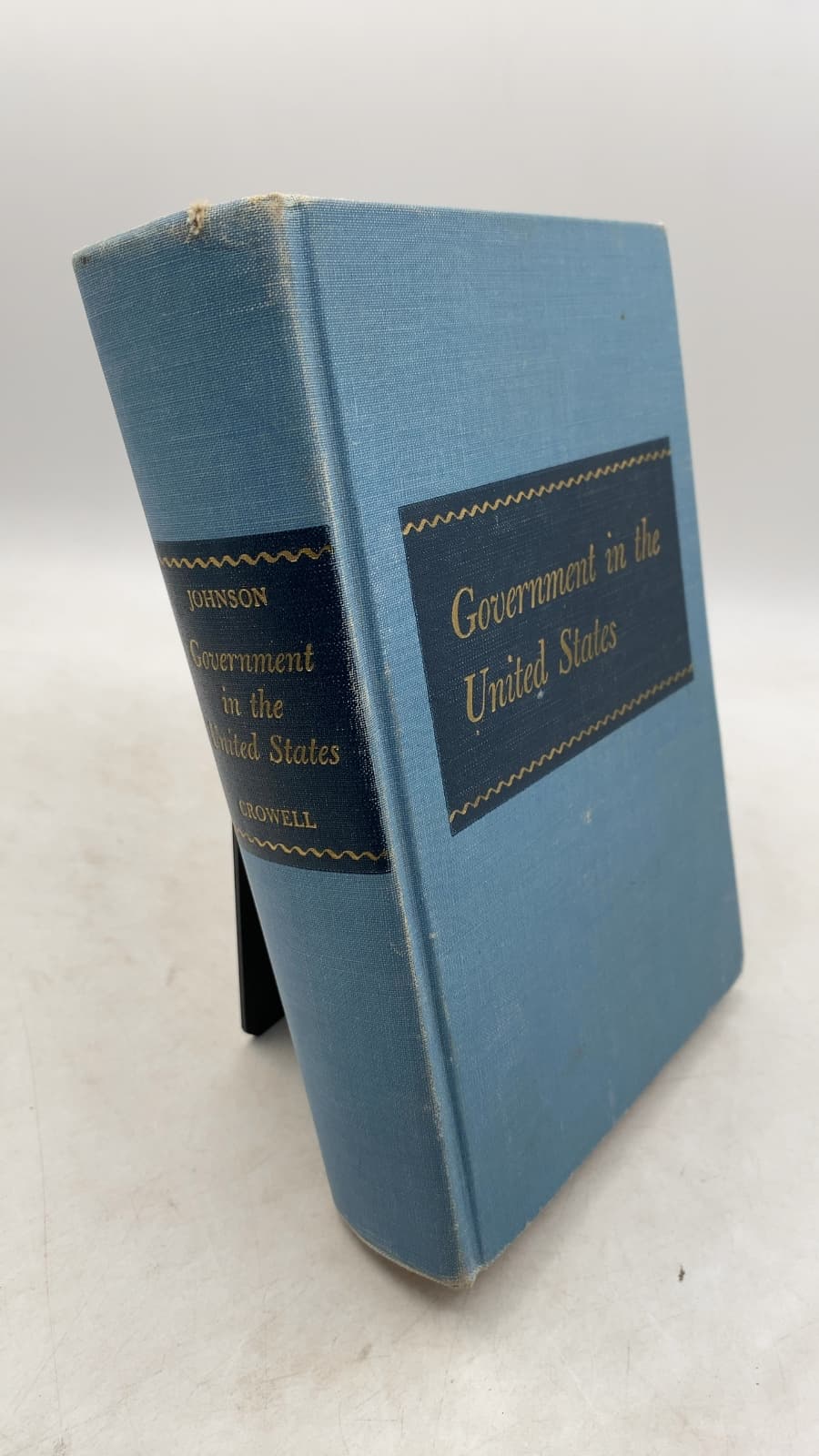 Government in the United States by Claudius O. Johnson - front cover