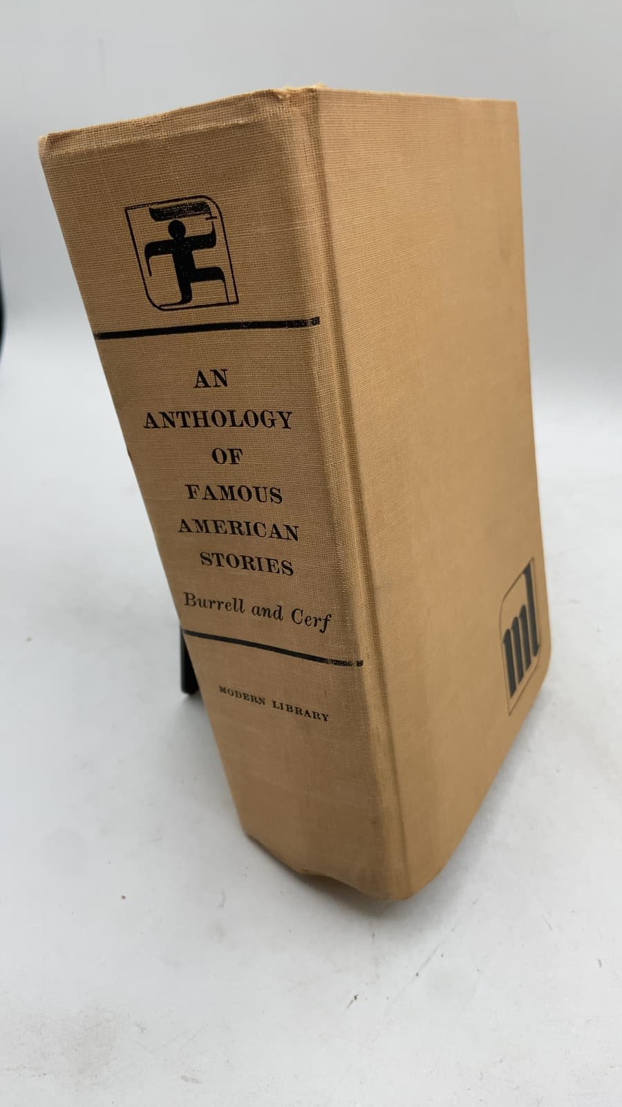 An Anthology of Famous American Stories by Angus Burrell and Bennett Cerf - front cover