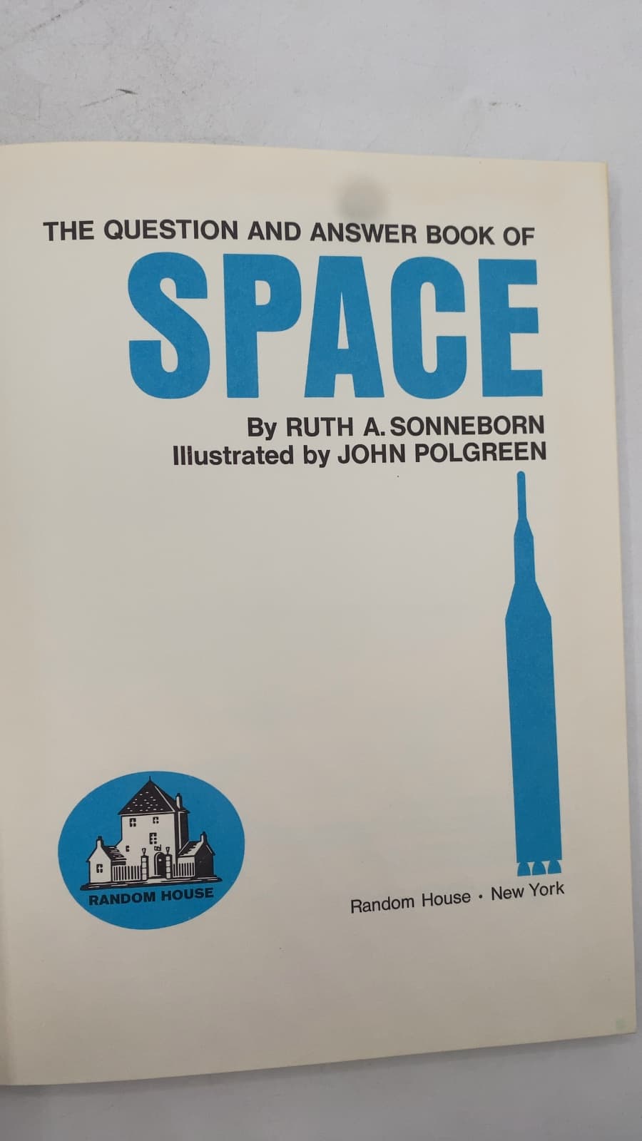 THE Question AND Answer Book OF Space by Ruth A. Sonneborn - title page
