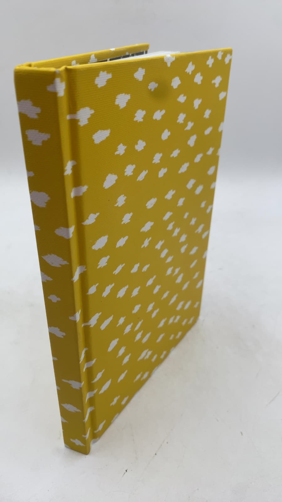Expect the most Wonderful things to happen... by Eileen Caddy - front cover