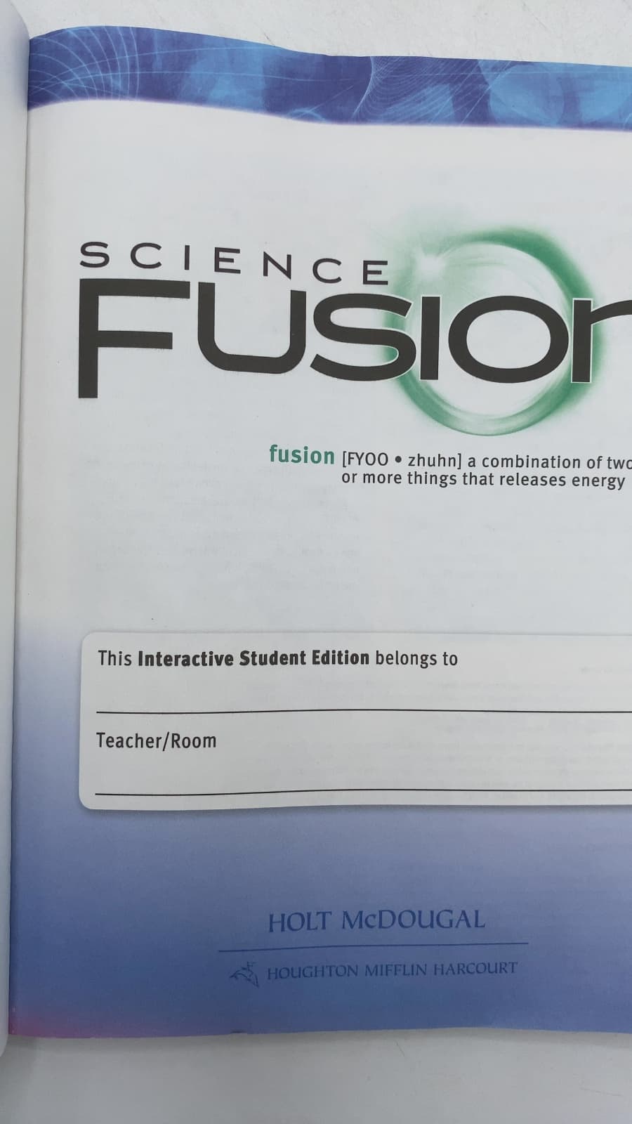 Science Fusion: Cells and Heredity by Michael A. DiSpezio, Marjorie Frank - title page