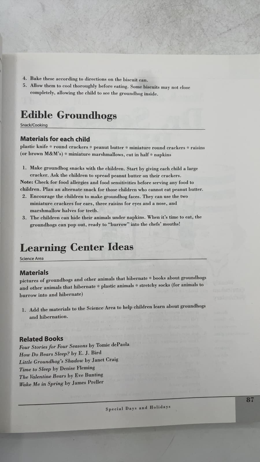 The Weekly Curriculum: 52 Complete Preschool Themes by Barbara Backer - additional view