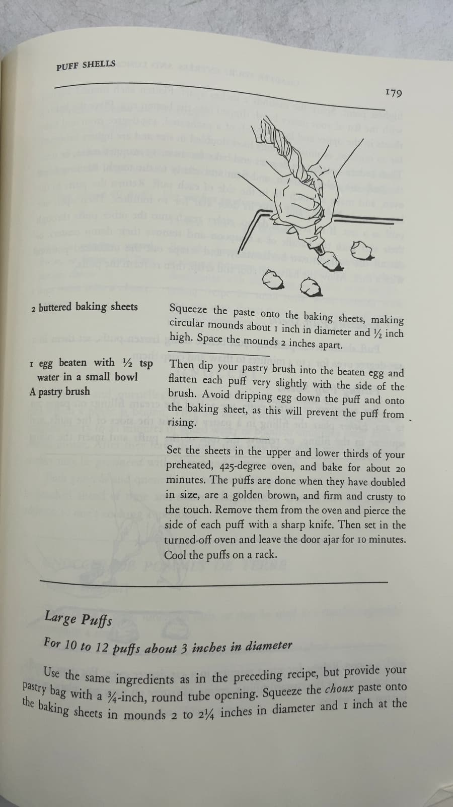 Mastering the Art of French Cooking, Volume One (Fortieth Anniversary Edition) by Julia Child, Louisette Bertholle, Simone Beck - additional view