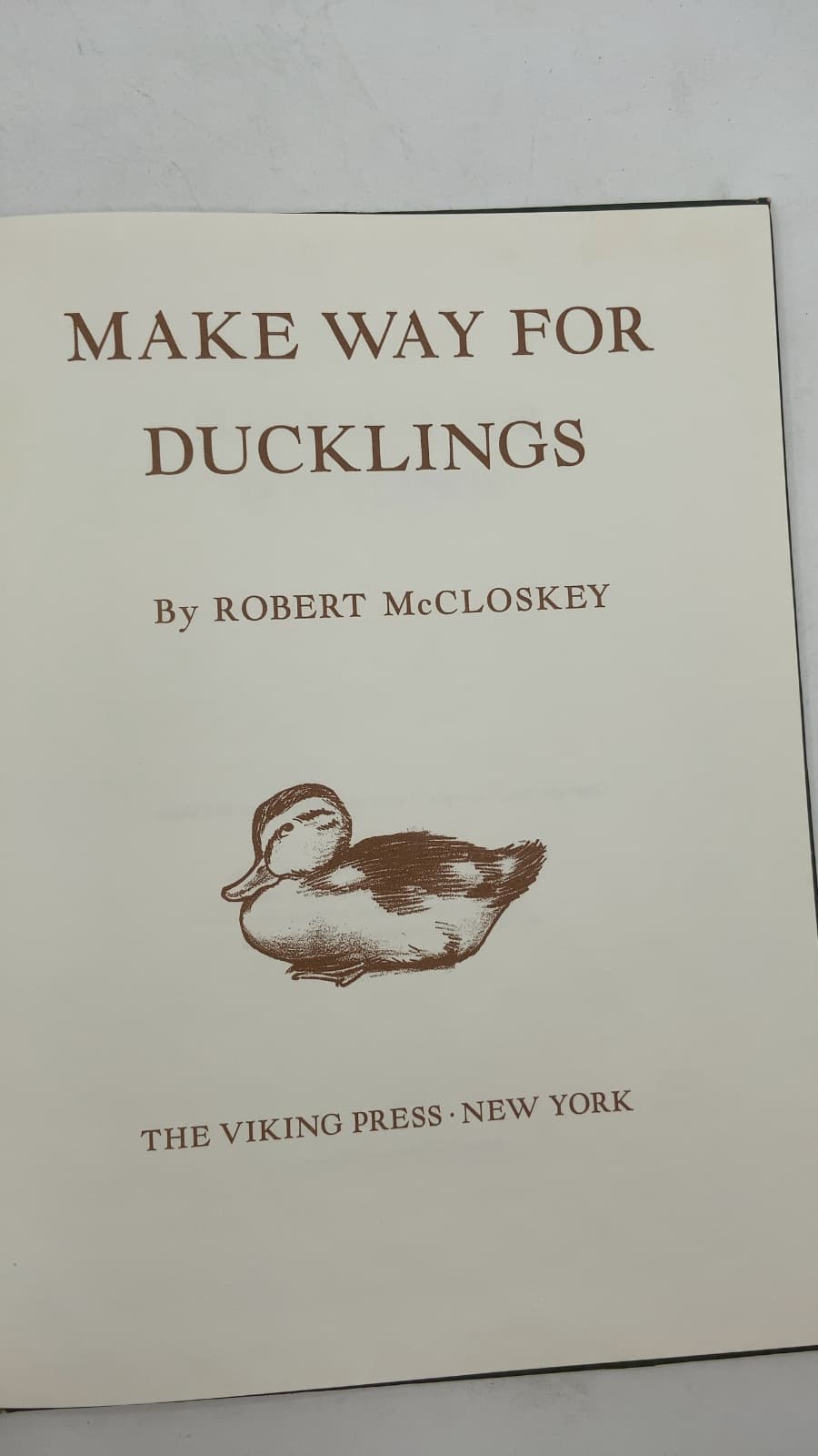 Make WAY FOR Ducklings by Robert Mccloskey - title page
