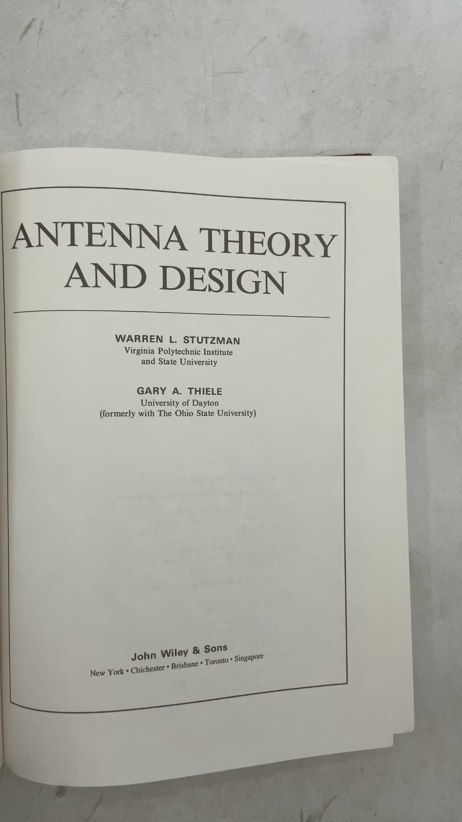Antenna Theory and Design by Warren L. Stutzman, Gary A. Thiele - title page