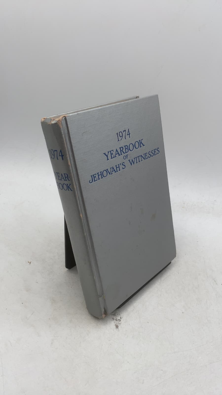 1974 Yearbook of Jehovah's Witnesses
