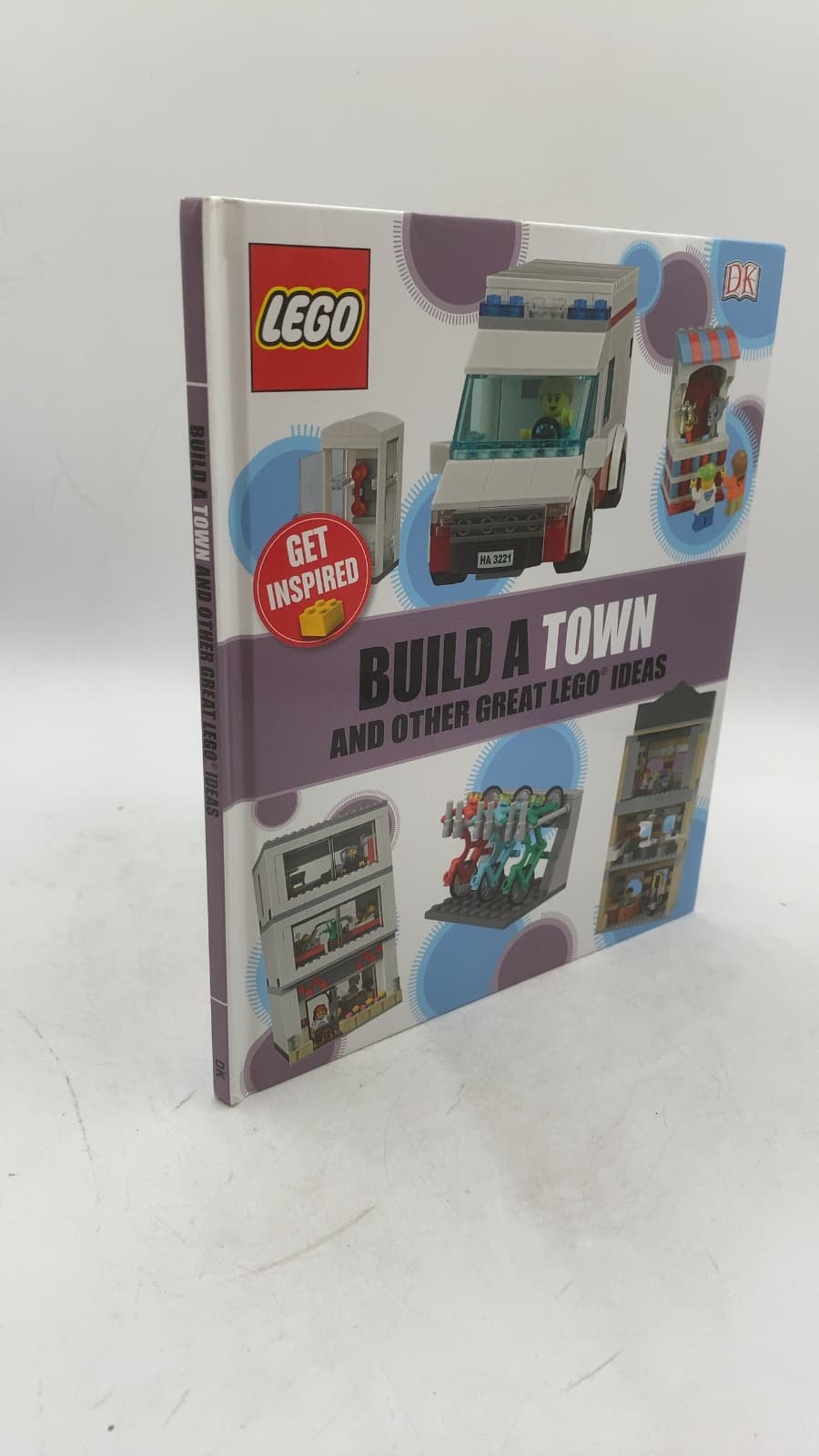 Build a Town and Other Great LEGO Ideas by Hannah Dolan - front cover