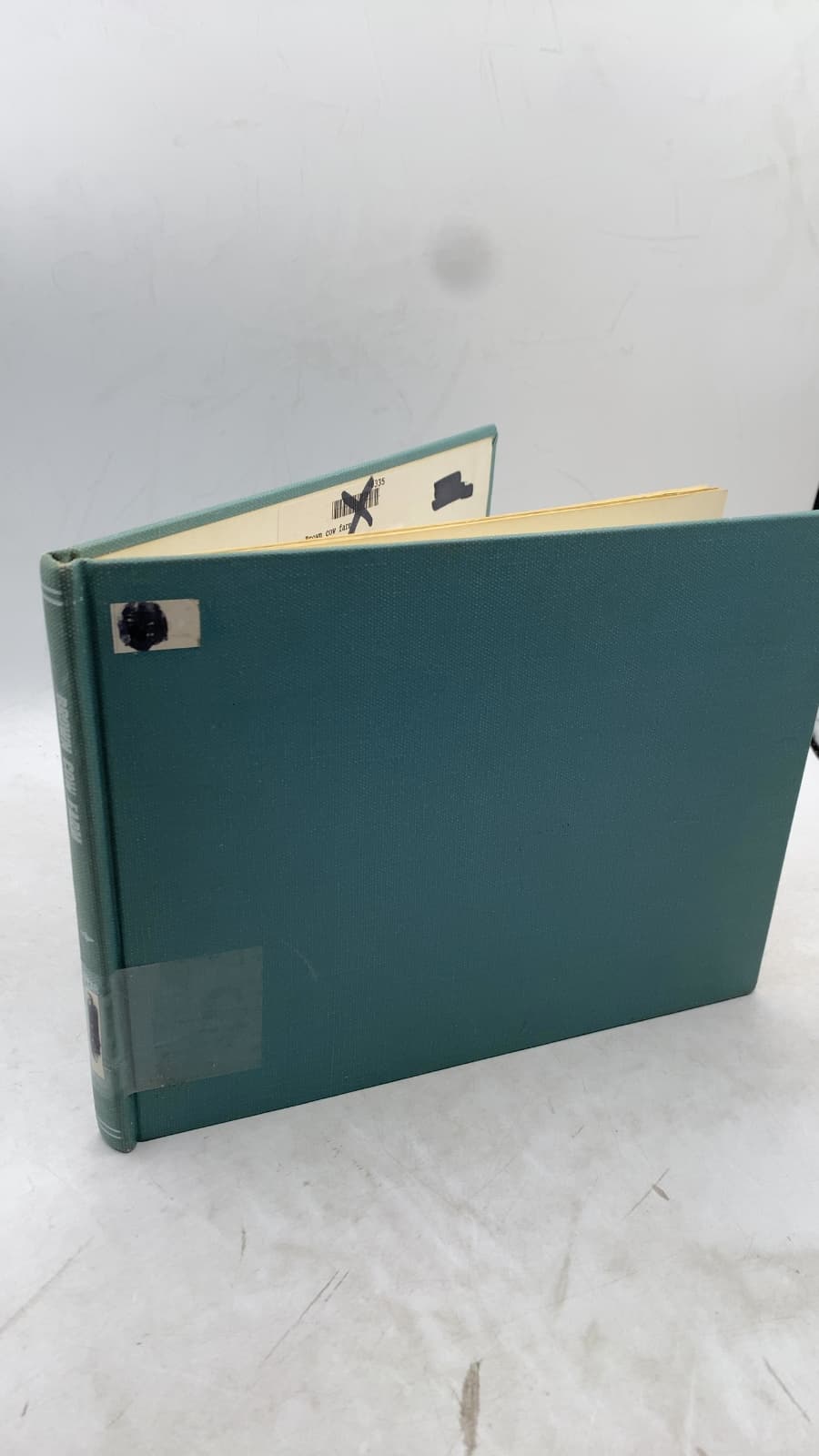 Brown Cow Farm: A Counting Book by Dahlov Ipcar - front cover