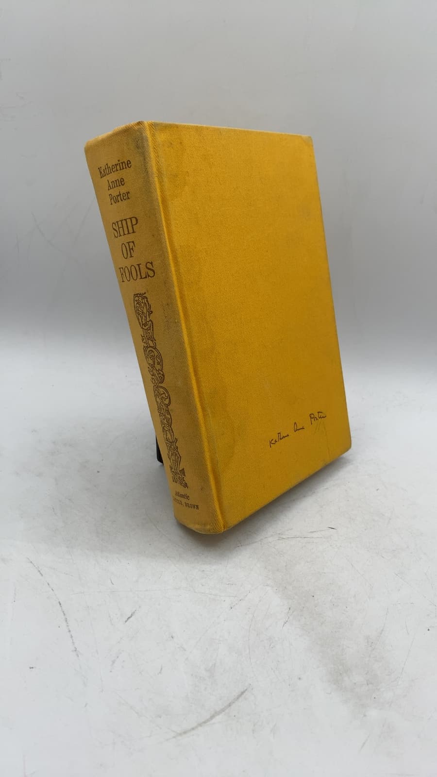 Ship OF Fools by Katherine Anne Porter - front cover