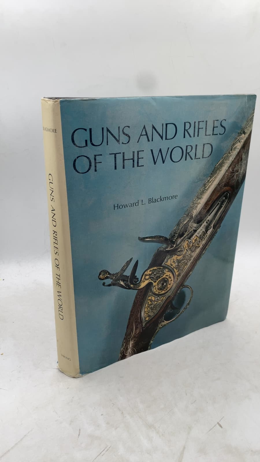Guns and Rifles of the World by Howard L. Blackmore - front cover