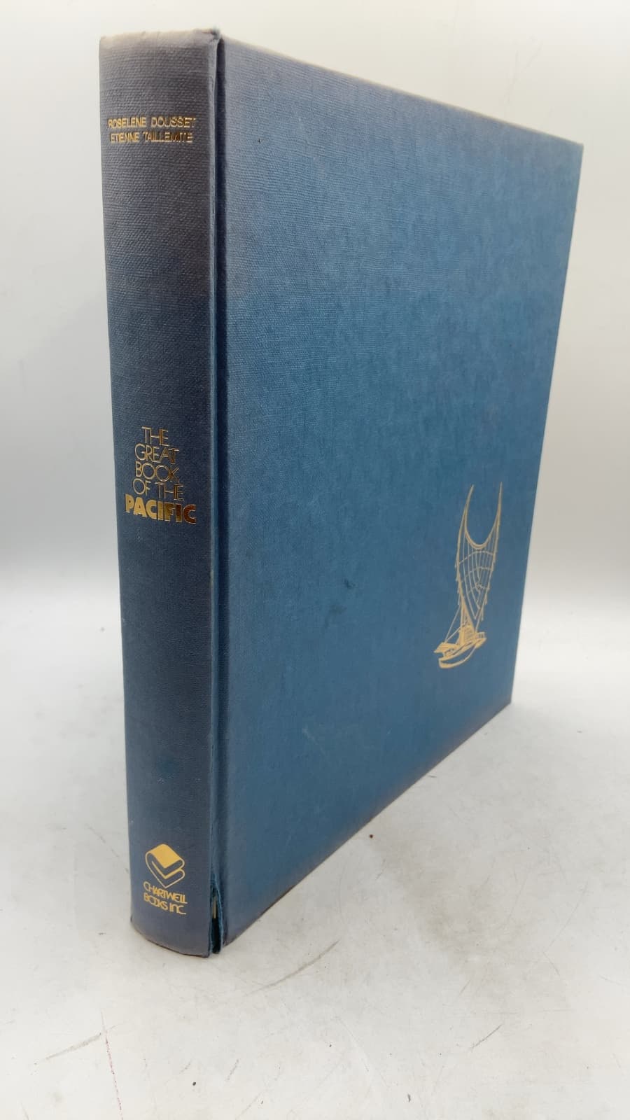 The Great Book of the Pacific by Roselene Dousset, Etienne Taillemite - front cover