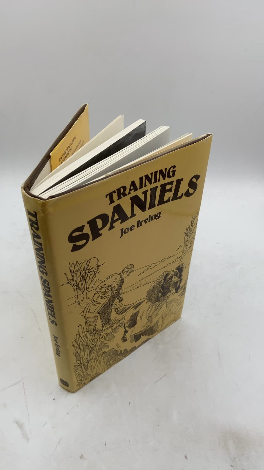 Training Spaniels by Joe Irving - front cover