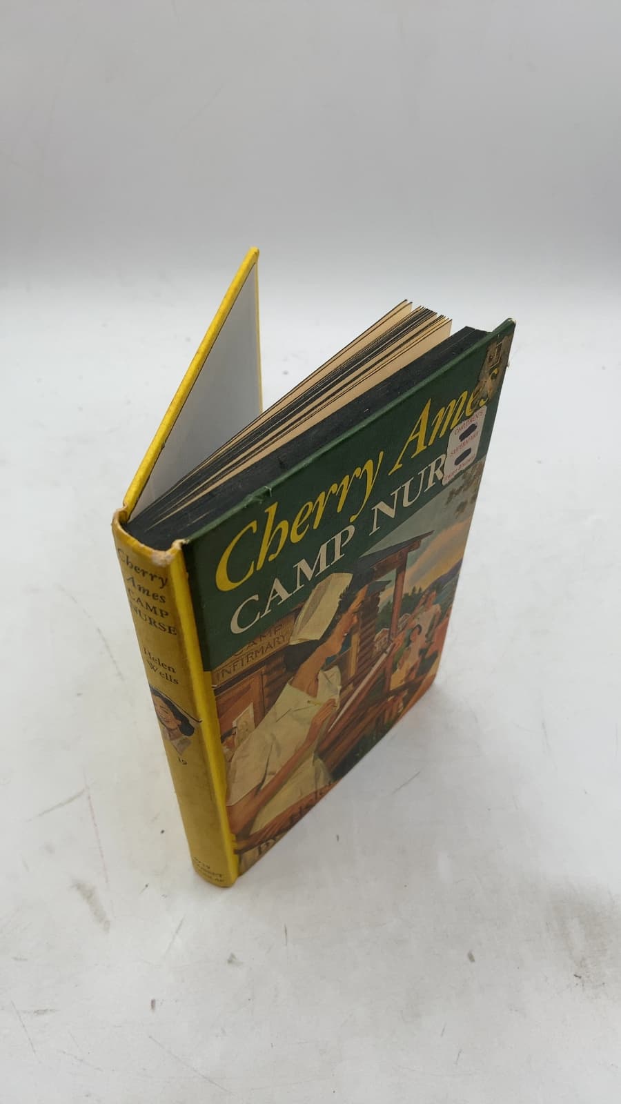 Cherry Ames Camp Nurse by Helen Wells - front cover