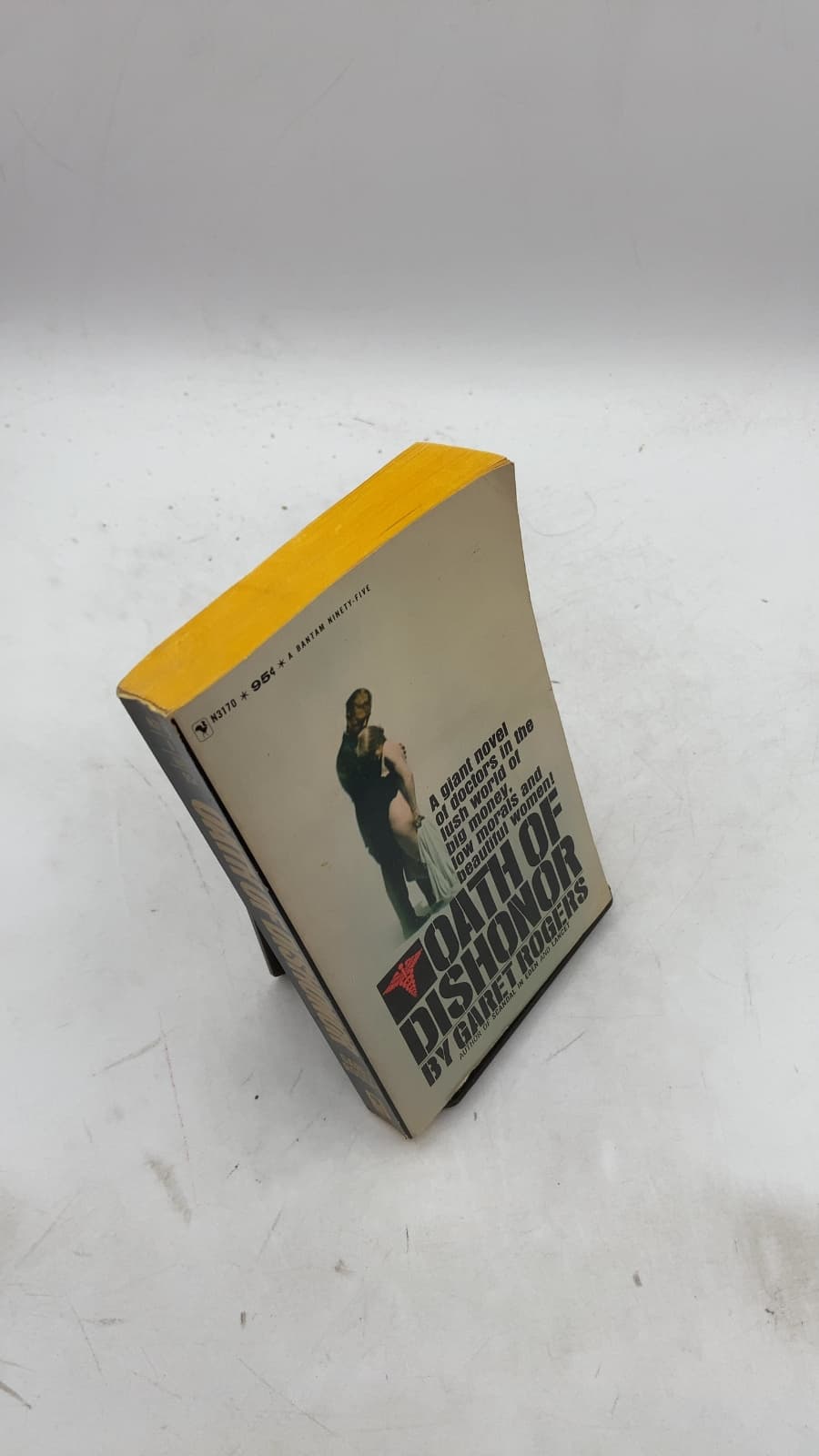 Oath of Dishonor by Garet Rogers - front cover