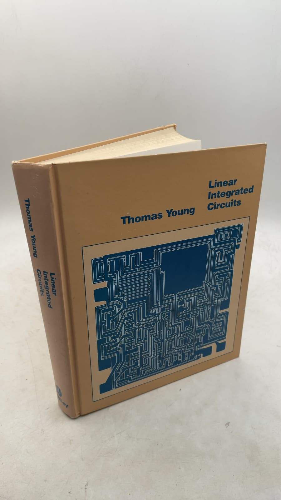 Linear Integrated Circuits by Thomas Young - front cover