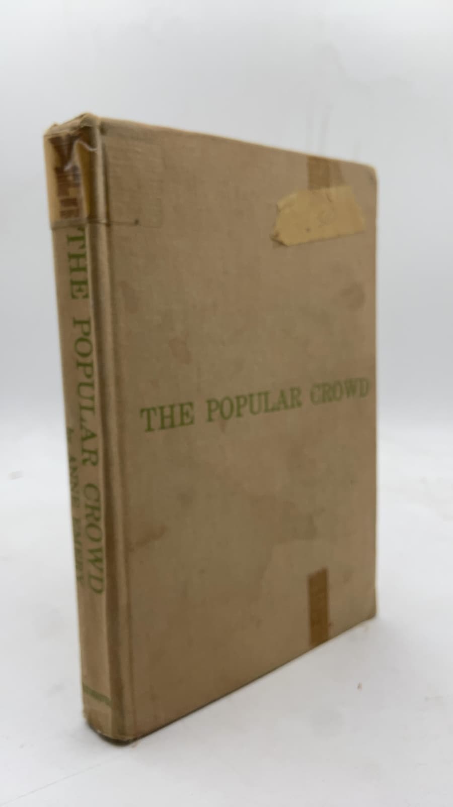 THE Popular Crowd by Anne Emery - front cover