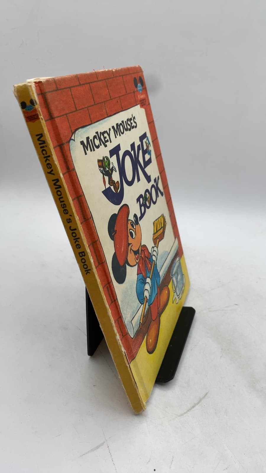 Mickey Mouse's Joke Book - front cover