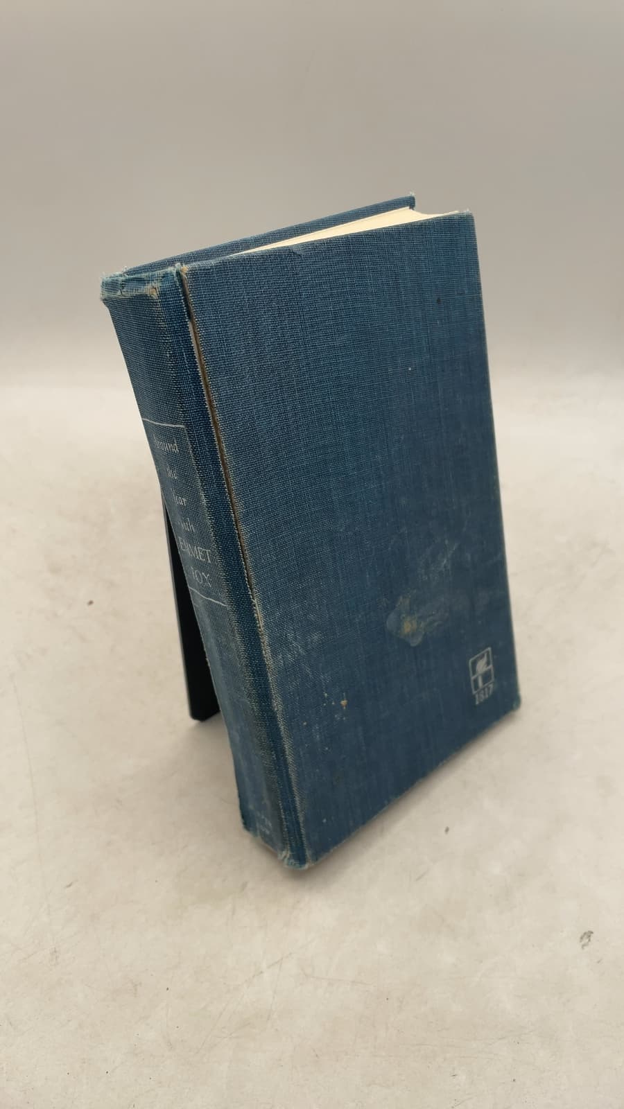 Around the Year with Emmet Fox: A Book of Daily Readings by Emmet Fox - front cover
