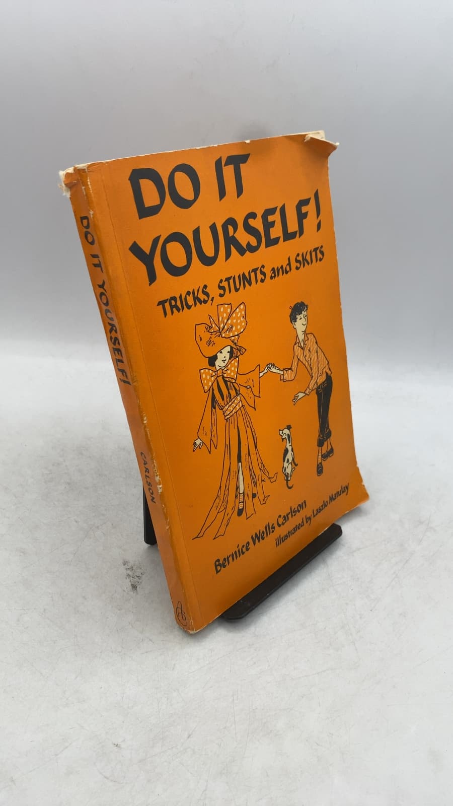 Do It Yourself! Tricks, Stunts and Skits by Bernice Wells Carlson - front cover