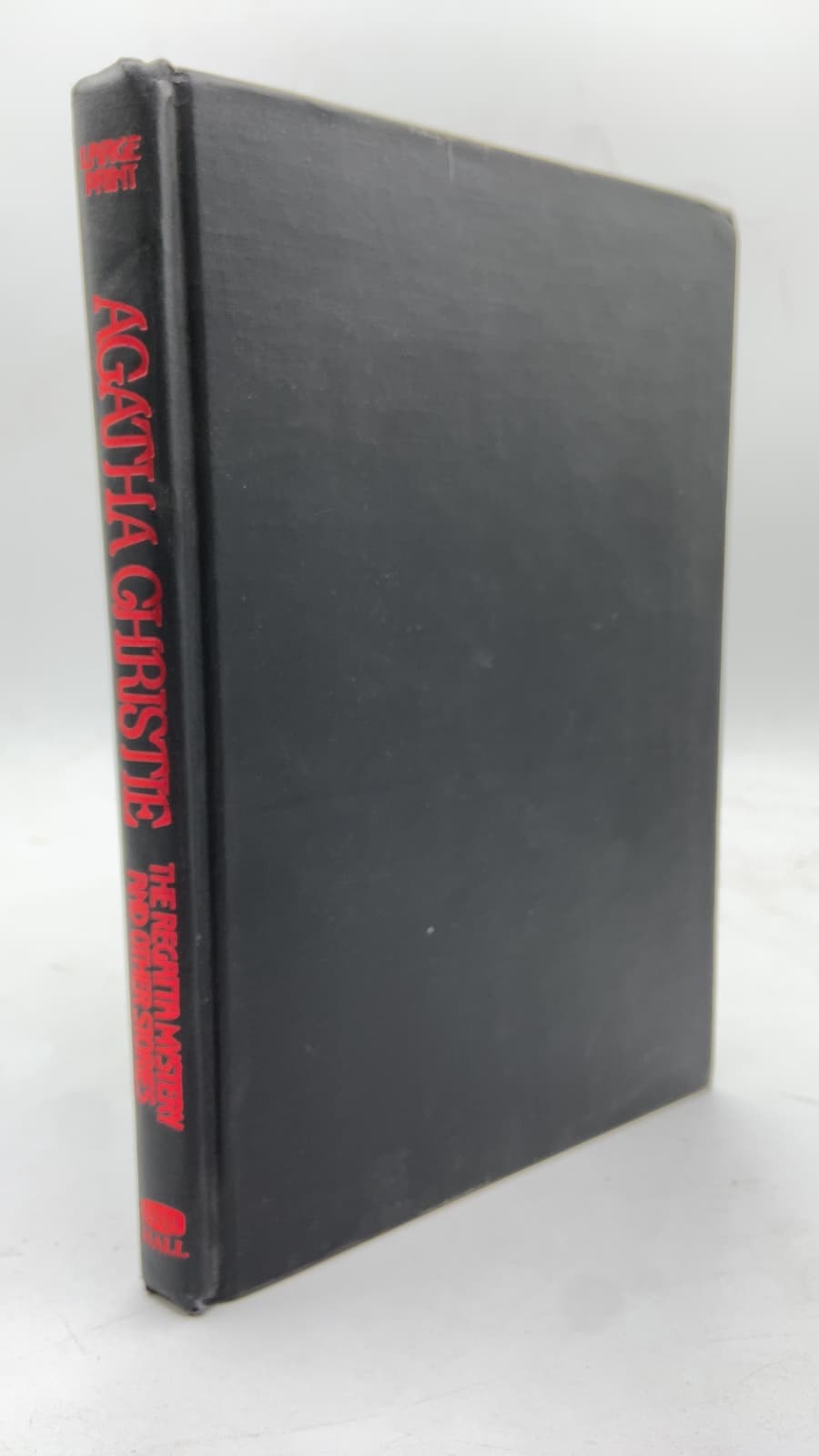 The Regatta Mystery and Other Stories by Agatha Christie - front cover