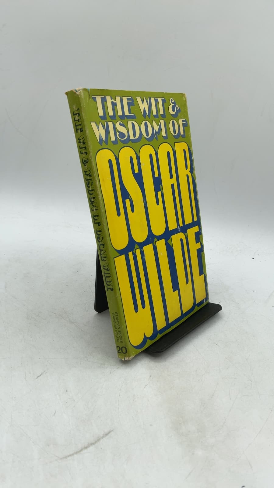 The Wit & Wisdom of Oscar Wilde by Oscar Wilde - front cover