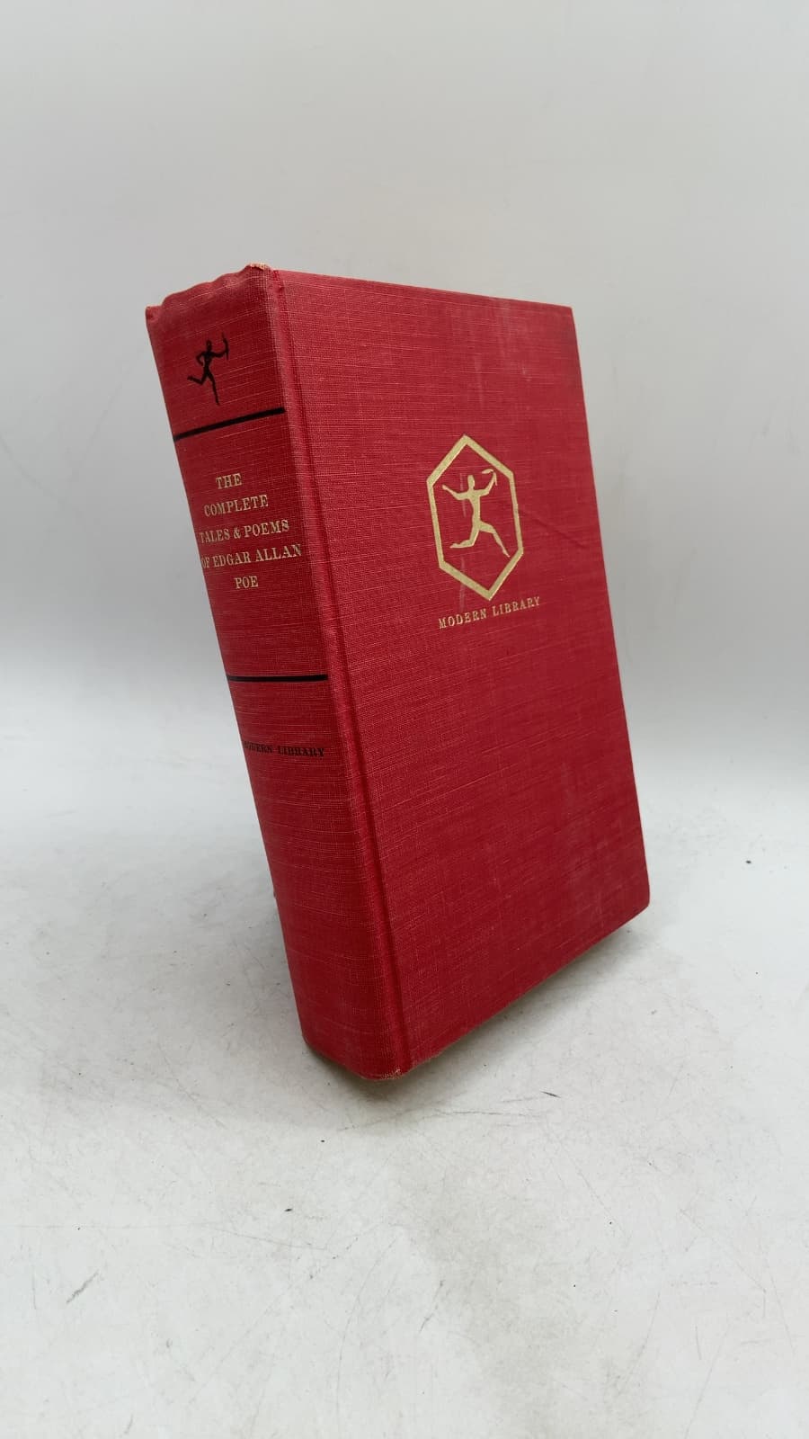 THE Complete Tales AND Poems OF Edgar Allan POE by Edgar Allan POE - front cover