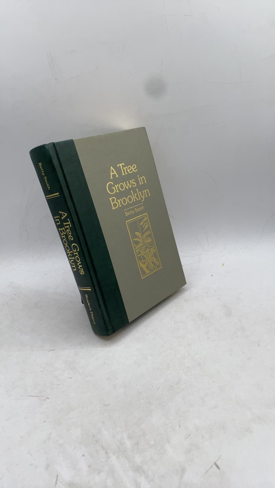 A Tree Grows in Brooklyn by Betty Smith - front cover