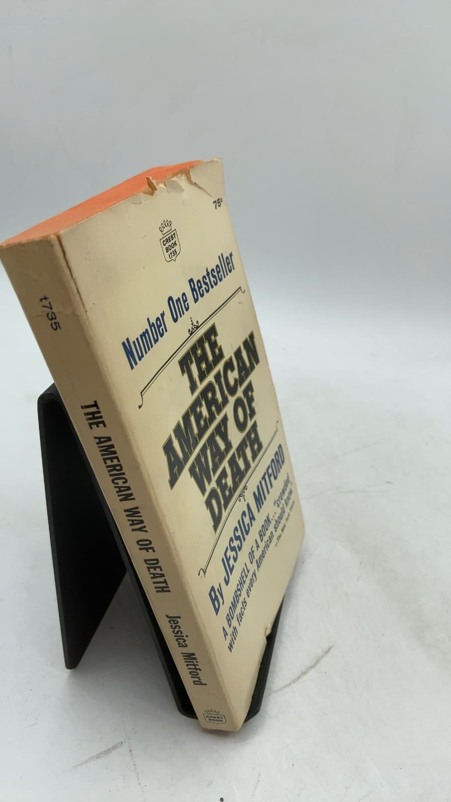 THE American WAY OF Death by Jessica Mitford - front cover