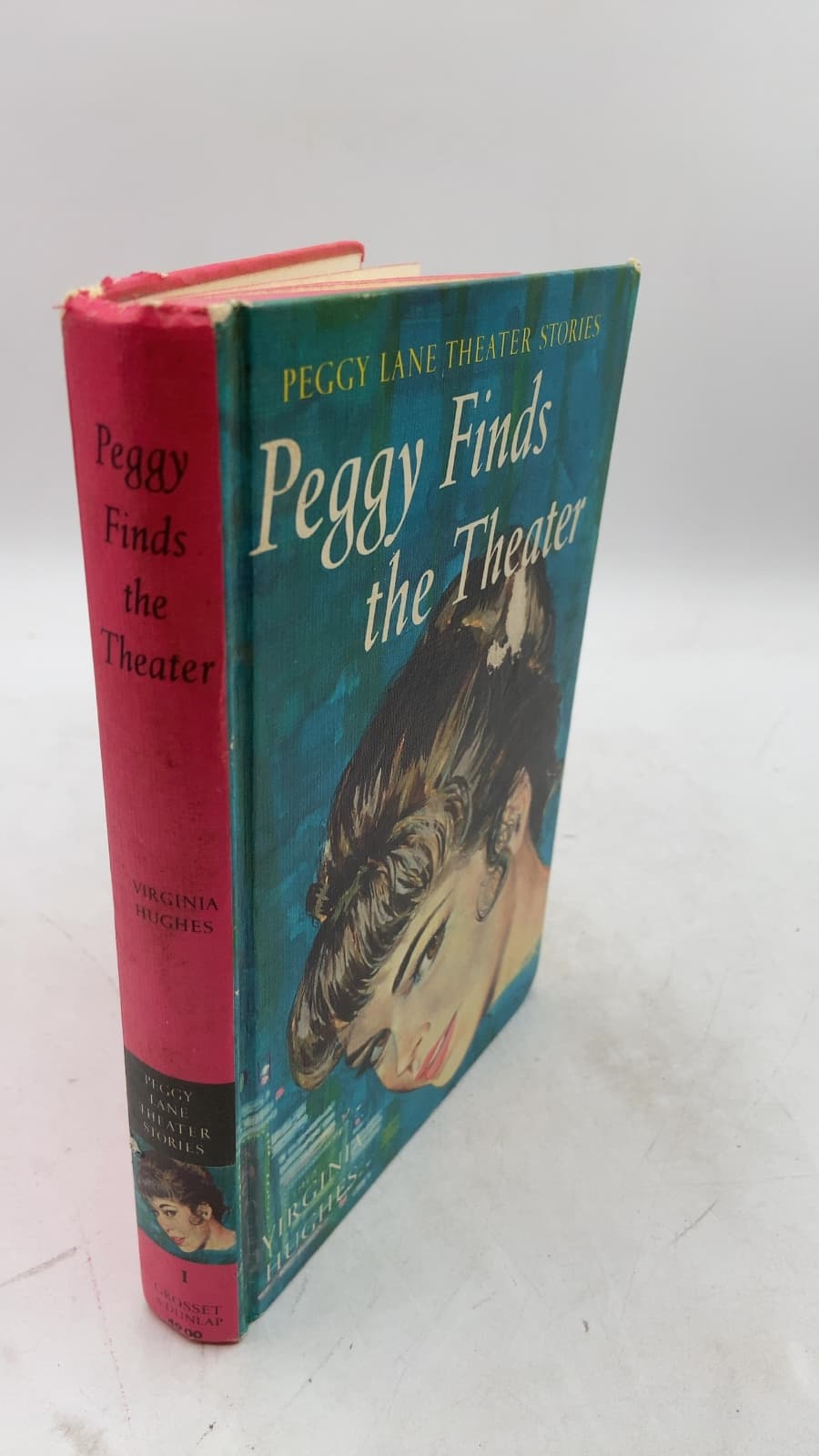 Peggy Finds the Theatre by Virginia Hughes - front cover