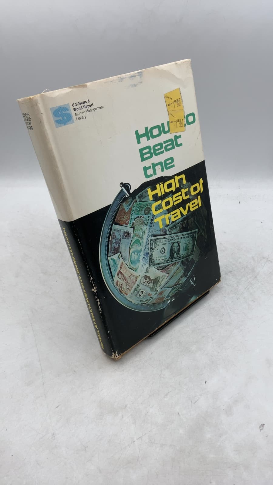 How to Beat the High Cost of Travel by Betty Ross and the Editors of U.S. News & World Report Books - front cover