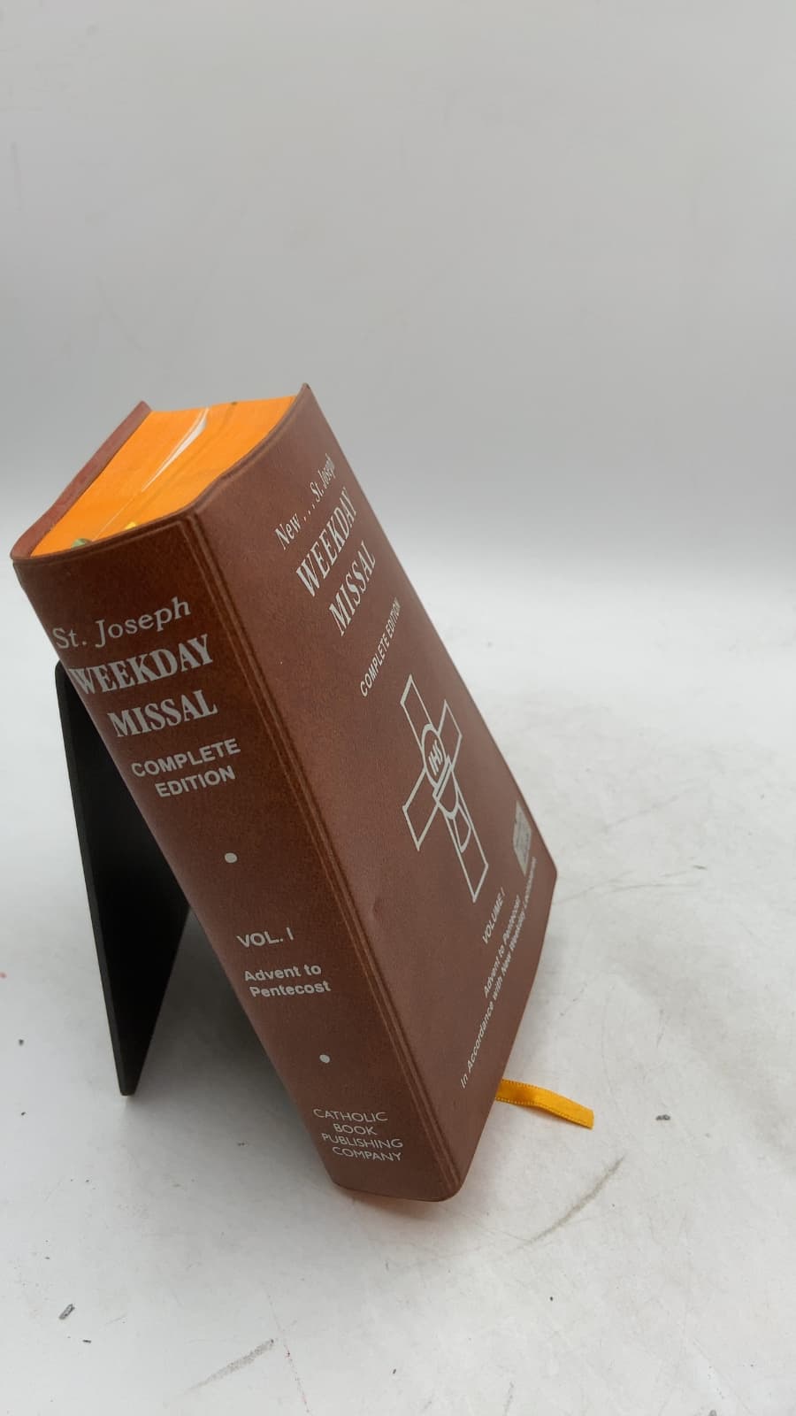 New Saint Joseph Weekday Missal Complete Edition Vol. I — Advent to Pentecost by Catholic Book Publishing Co. - front cover