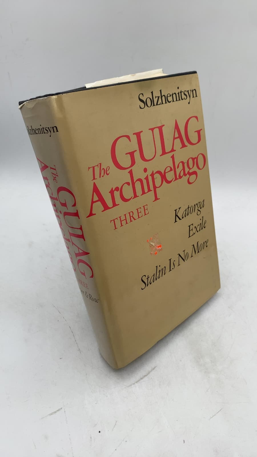 The Gulag Archipelago 1918–1956: An Experiment in Literary Investigation V–VII by Aleksandr I. Solzhenitsyn - front cover