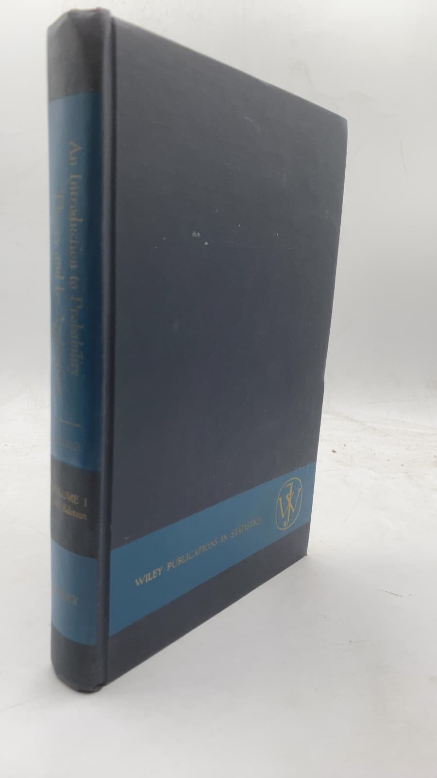 An Introduction to Probability Theory and Its Applications, Volume I by William Feller - front cover