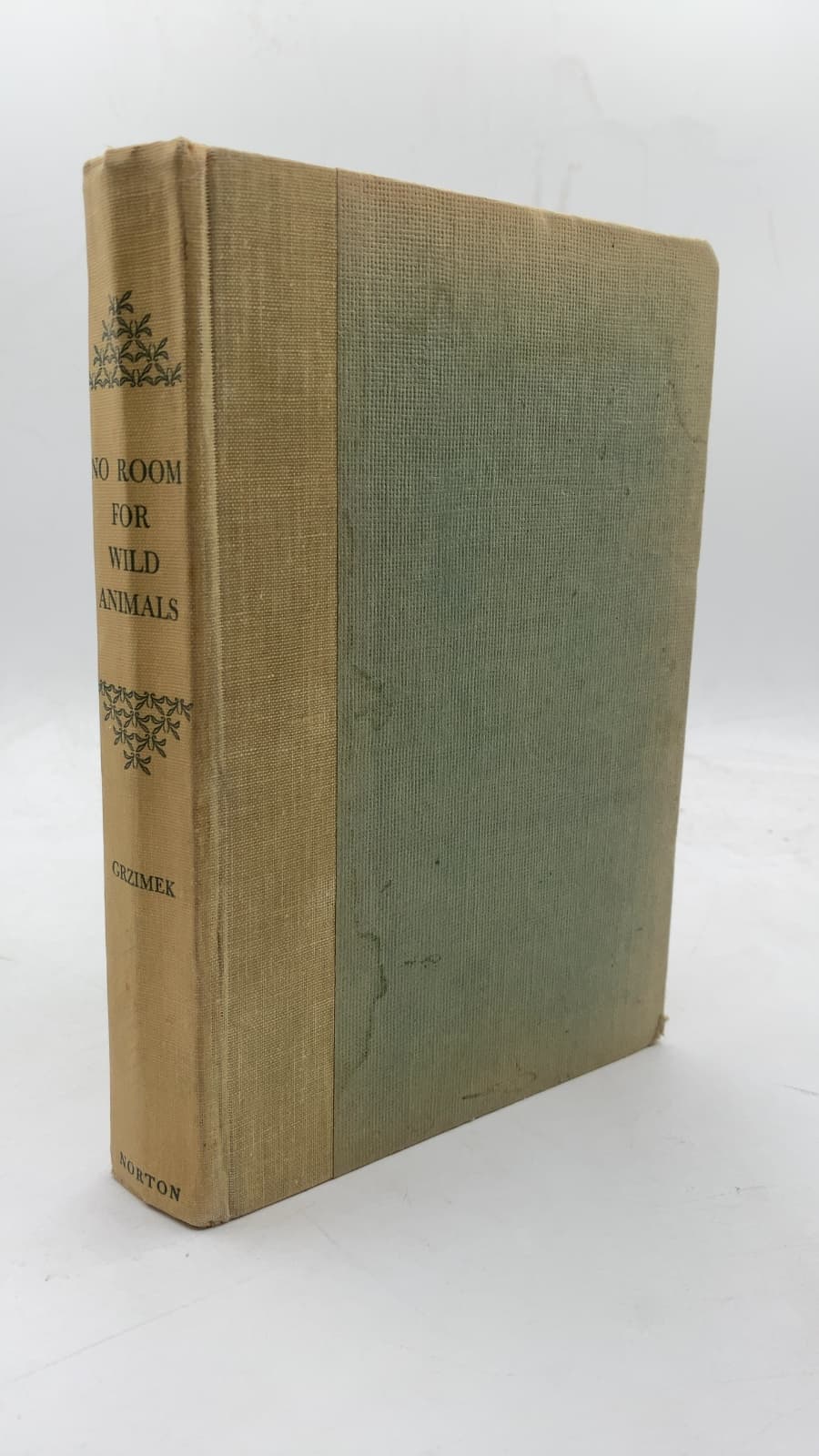 NO Room FOR Wild Animals by Dr. Bernhard Grzimek - front cover