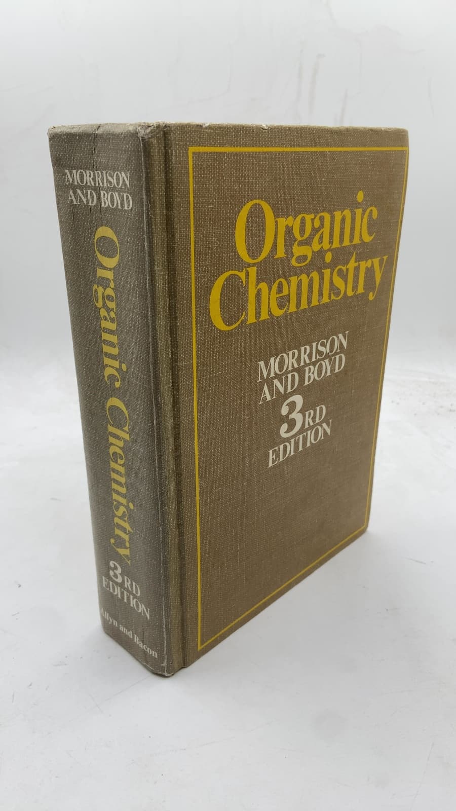 Organic Chemistry by Robert Thornton Morrison and Robert Neilson Boyd - front cover