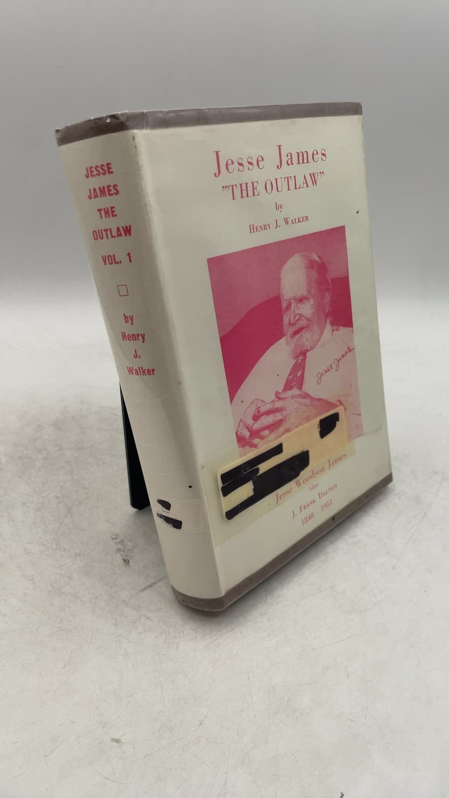 Jesse James "The Outlaw" by Henry J. Walker - front cover