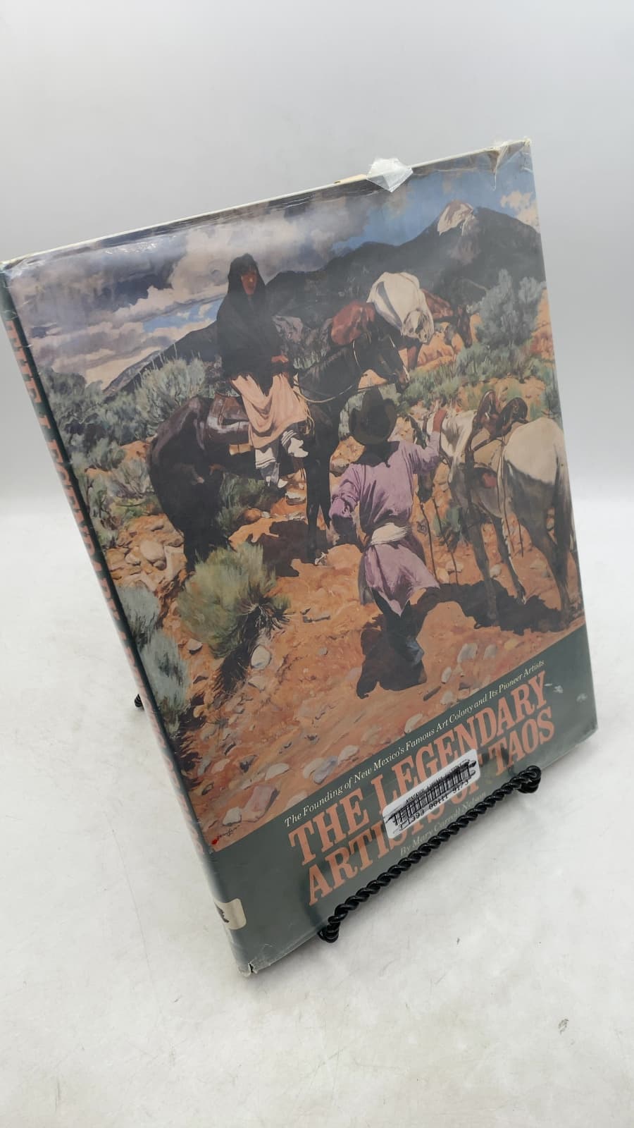 The Legendary Artists of Taos by Mary Carroll Nelson - front cover