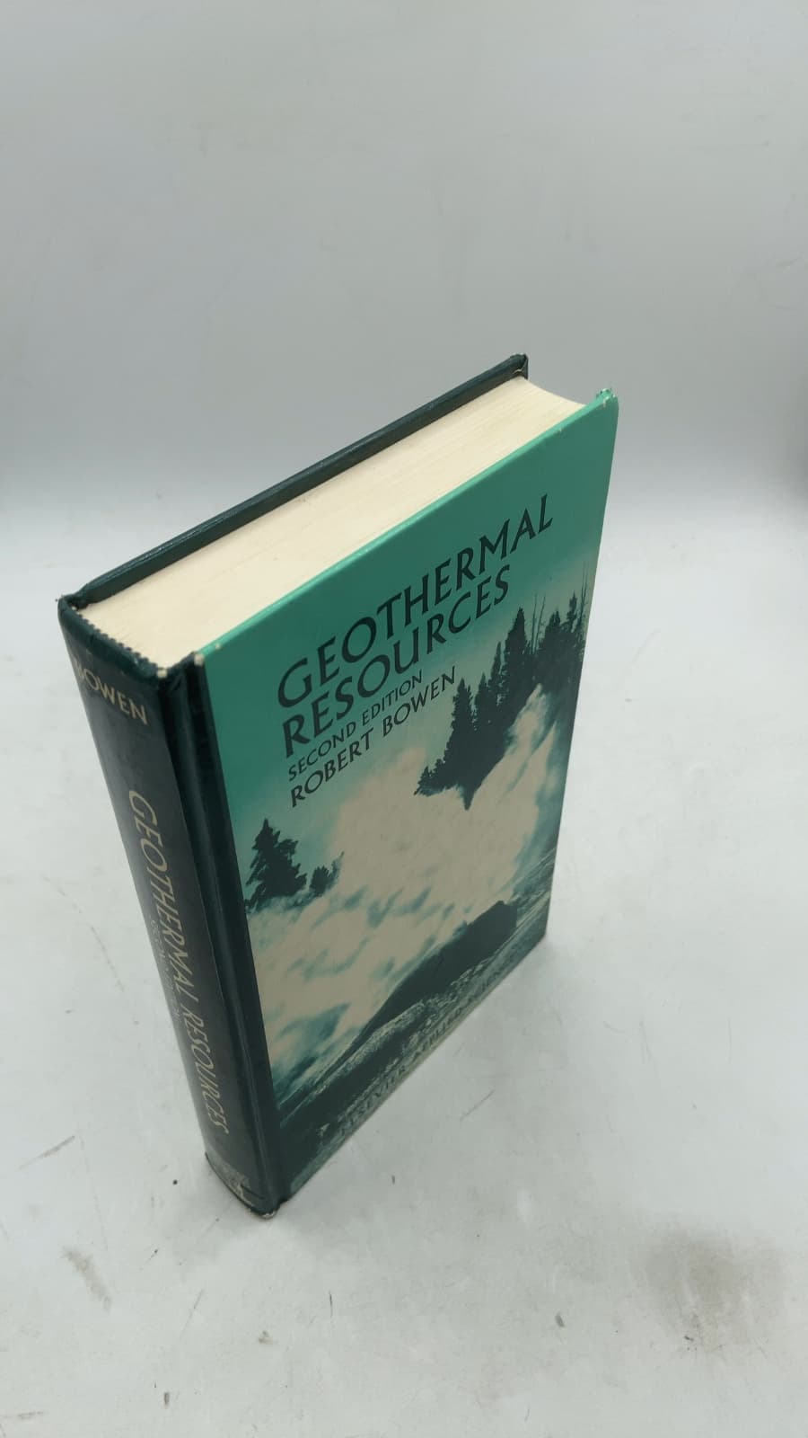 Geothermal Resources by Robert Bowen - front cover