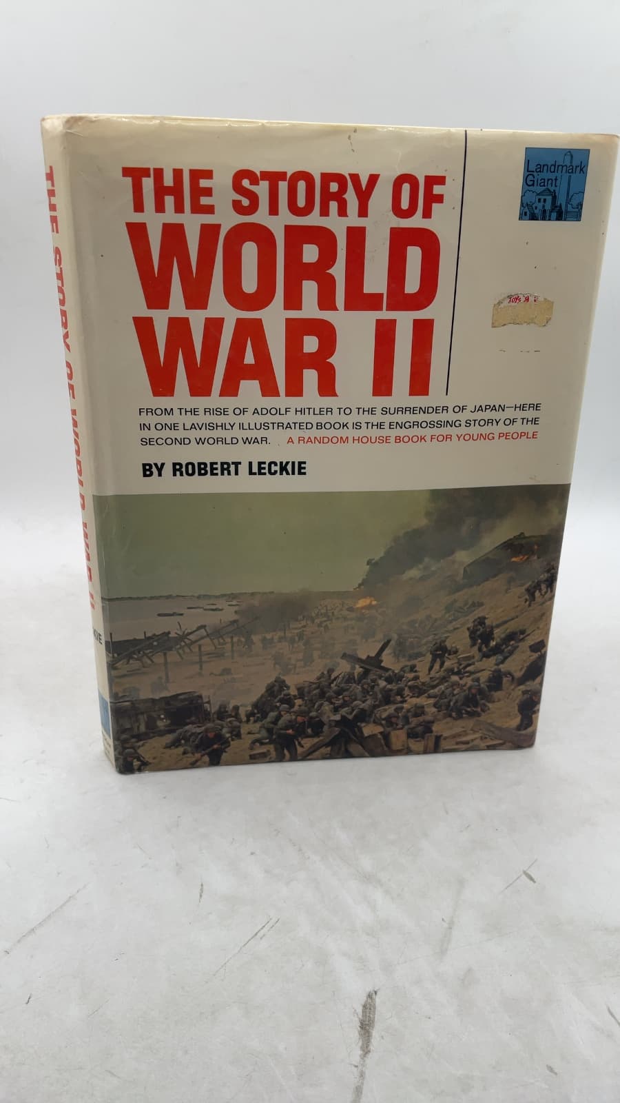 THE Story OF World WAR II by Robert Leckie - front cover